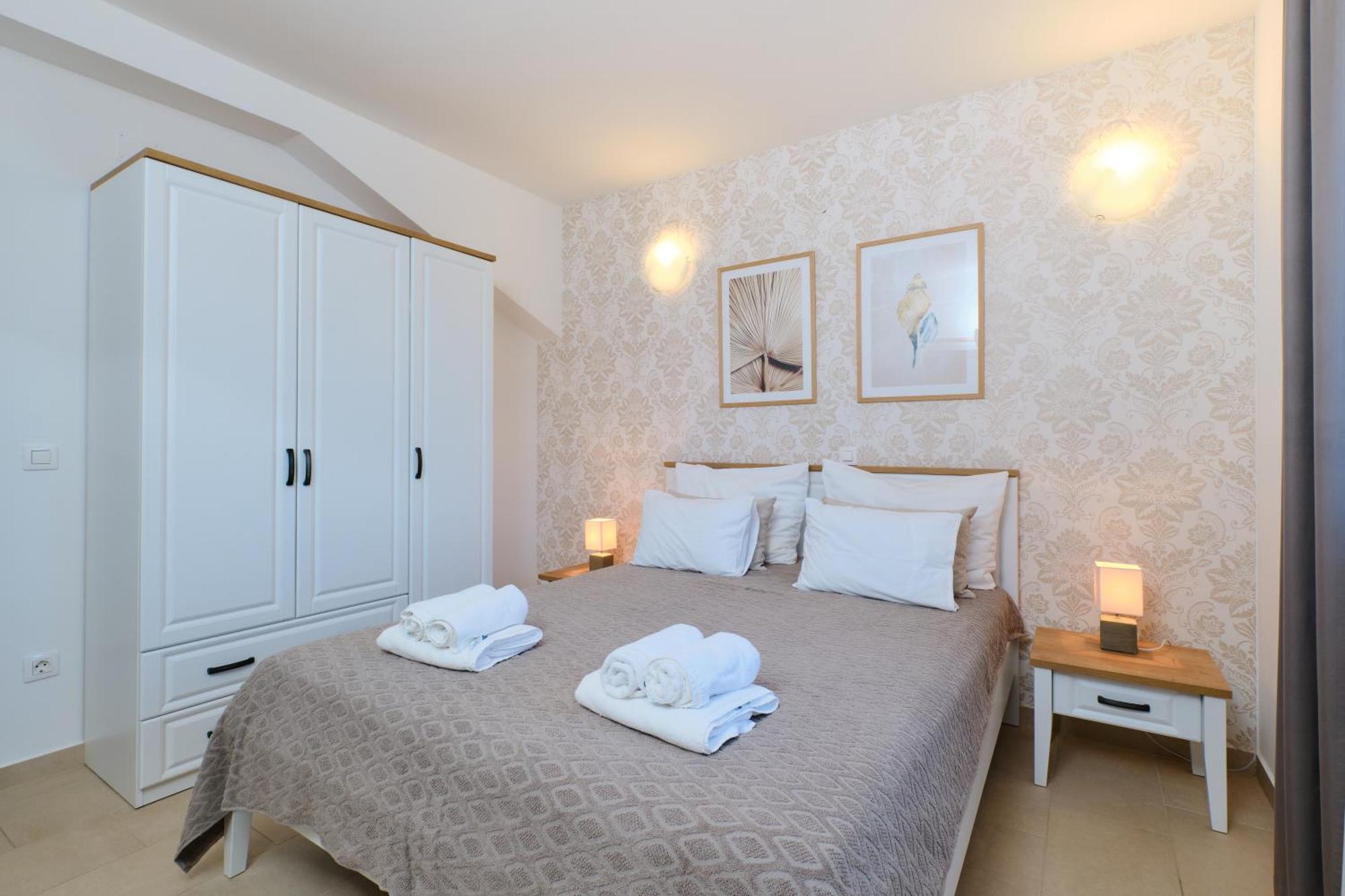 Apartments Divna مالي لوشينغْ المظهر الخارجي الصورة